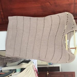 Tan short sleeved sweater